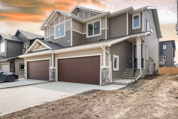 Chestermere, AB T1X 2T8,137 Waterford Heath