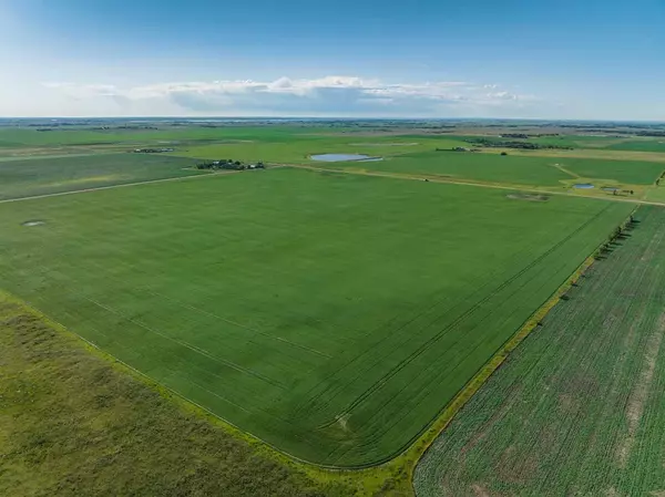 Rural Rocky View County, AB T2M 4L5,inverlake RD