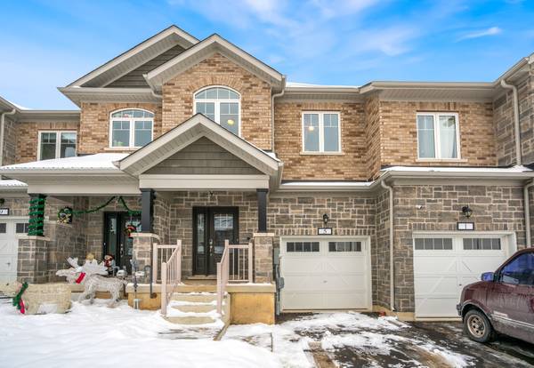 5 Sapphire WAY, Thorold, ON L2V 0L4