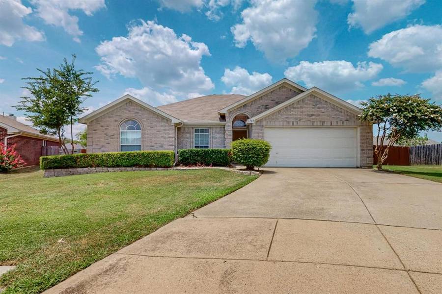 1707 Coastline Lane, Mansfield, TX 76063