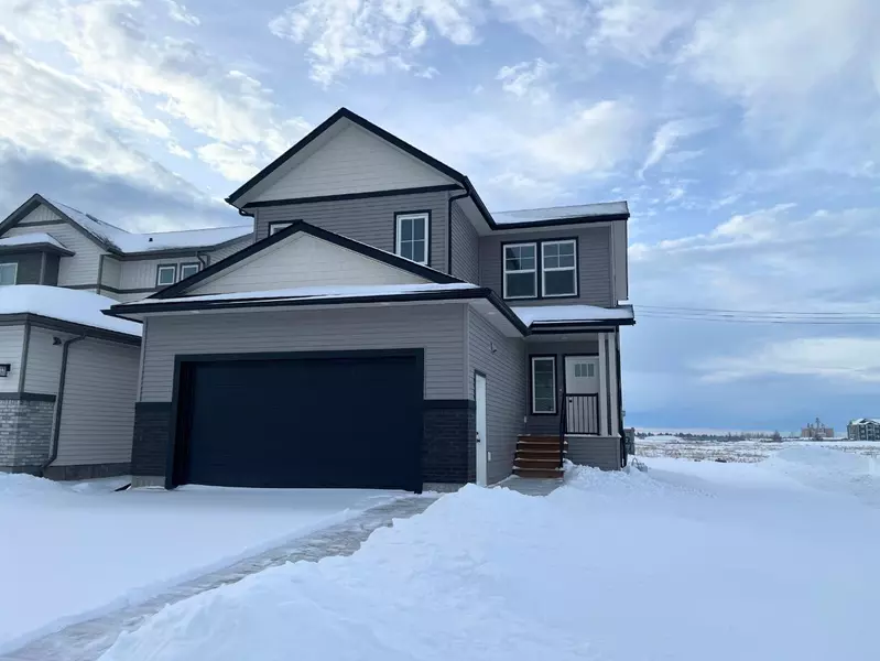 8222 87A ST, Grande Prairie, AB T8X 0R7