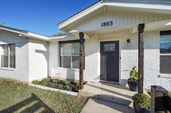 1803 SE 13th Street, Mineral Wells, TX 76067