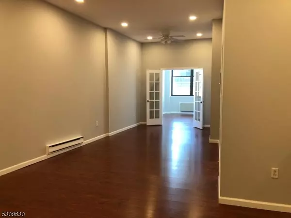 111 Mulberry St #4P, Newark City, NJ 07102