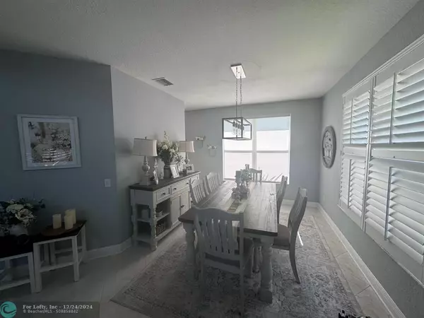 Vero Beach, FL 32966,1886 SW Grey Falcon Cir