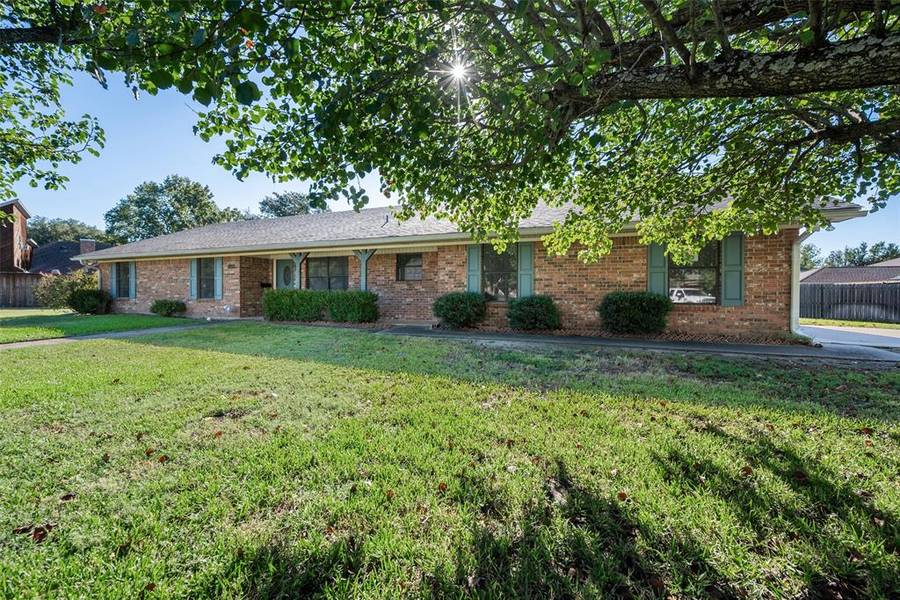 1509 Wade Street, Corsicana, TX 75110