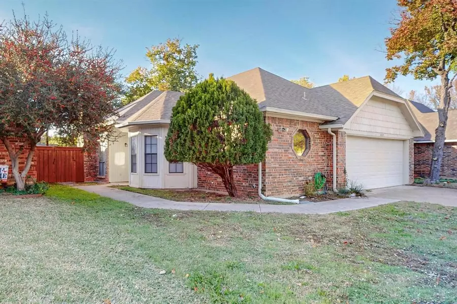 4124 Crossgate Court, Arlington, TX 76016