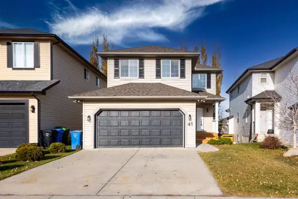 41 Valley Crest Close NW, Calgary, AB T3B 5W9