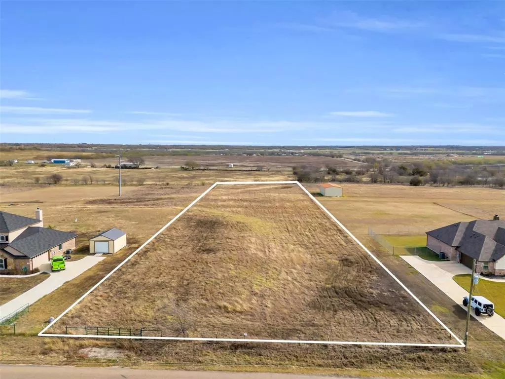 Joshua, TX 76058,5716 County Road 1017