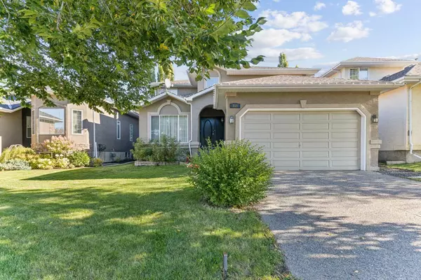 359 Mountain Park DR SE, Calgary, AB T2Z 2N9