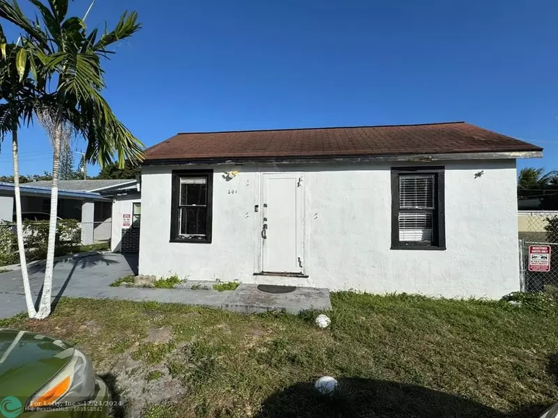 201 N 61st Ter, Hollywood, FL 33024