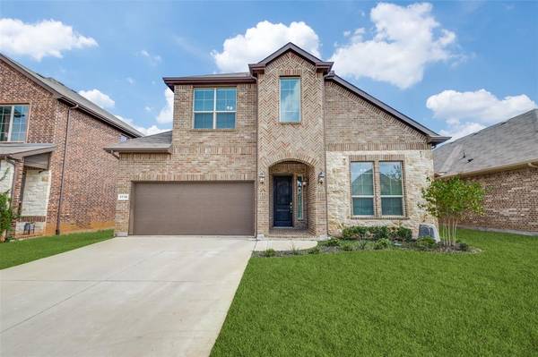 1716 Spinnaker Drive, Denton, TX 76210