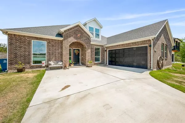 Granbury, TX 76048,2503 Santiago Drive