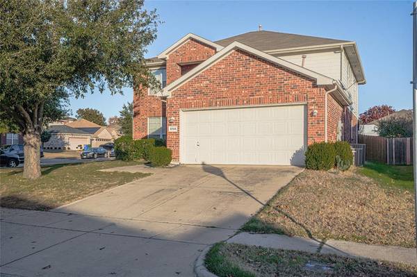 6744 Bison Trail, Watauga, TX 76137