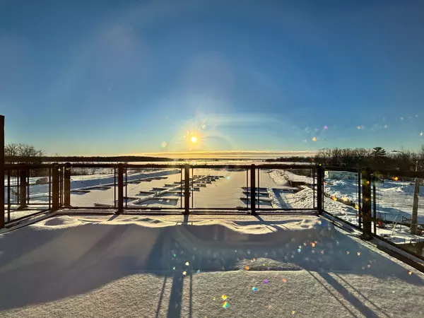 Georgian Bay, ON L0K 1S0,78 Marina Village DR