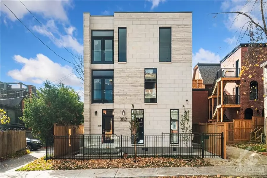 352 LYON ST N #3, Ottawa Centre, ON K1R 5K7