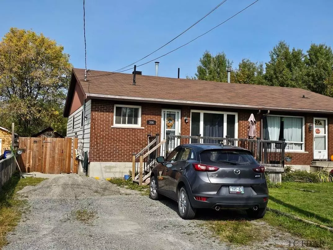 Cochrane, ON P0N 1H0,306 Goldrush ST