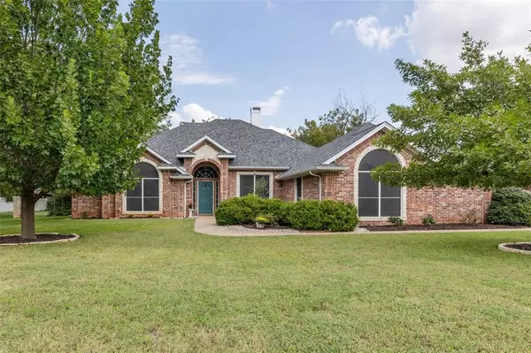 5510 Flagstick Drive, Granbury, TX 76049