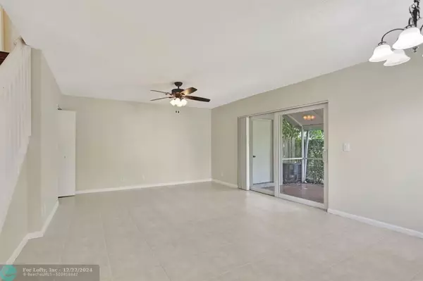 Deerfield Beach, FL 33442,4752 SW 13th Pl