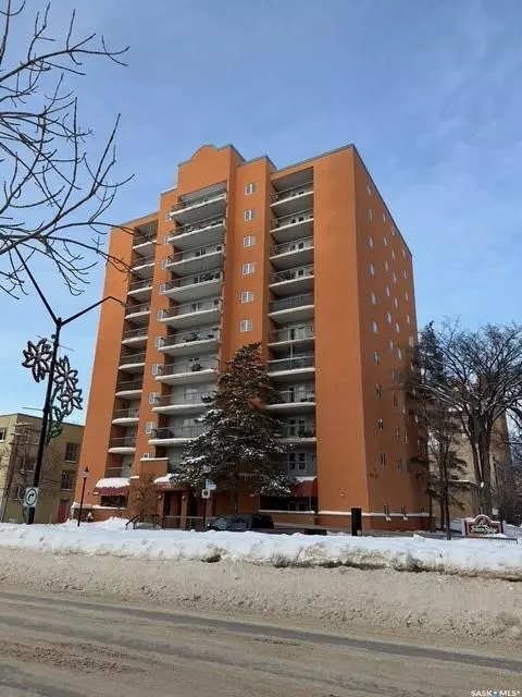 Saskatoon, SK S7K 6Z3,405 5TH AVENUE N #102