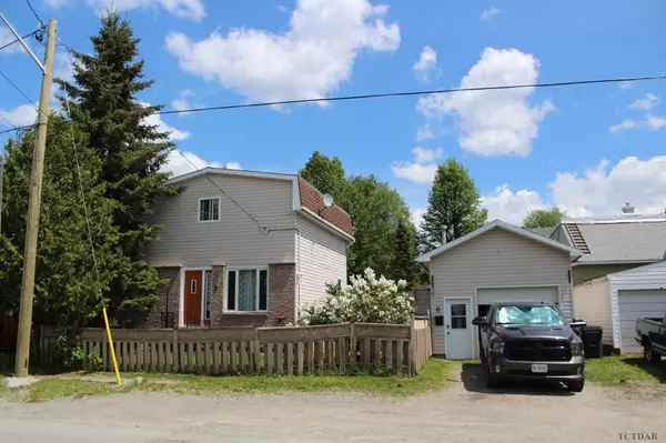 Timiskaming, ON P2N 2V6,6 Earl ST