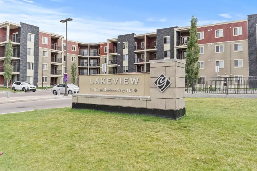 15 Saddlestone WAY NE #316, Calgary, AB T3J0S3