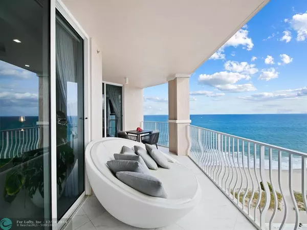 Lauderdale By The Sea, FL 33062,1460 S Ocean Blvd  #1003