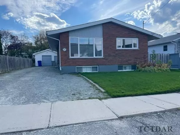 Timmins, ON P0N 1H0,107 Bloor AVE