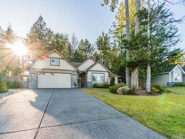 Bowser, BC V0R 1G0,3888 Creekside Dr