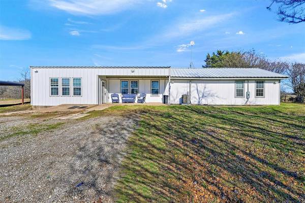 Whitewright, TX 75491,1011 County Road 4540