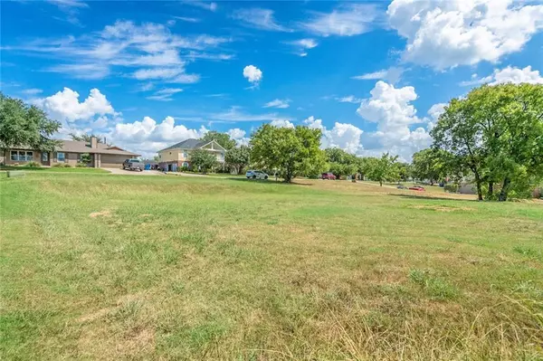 Lakewood Village, TX 75068,0001 Meadow Lake