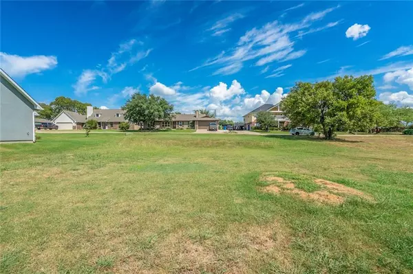 Lakewood Village, TX 75068,0001 Meadow Lake