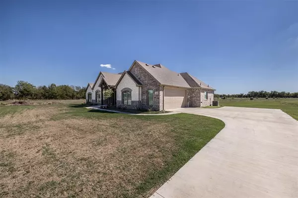 2235 County Road 2526, Quinlan, TX 75474