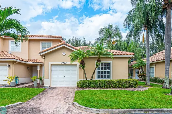 6442 Park Lake Circle, Boynton Beach, FL 33437