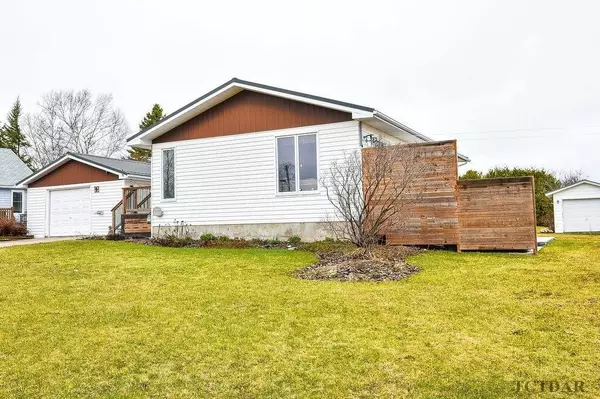 Iroquois Falls, ON P0N 1E0,9 Albert ST