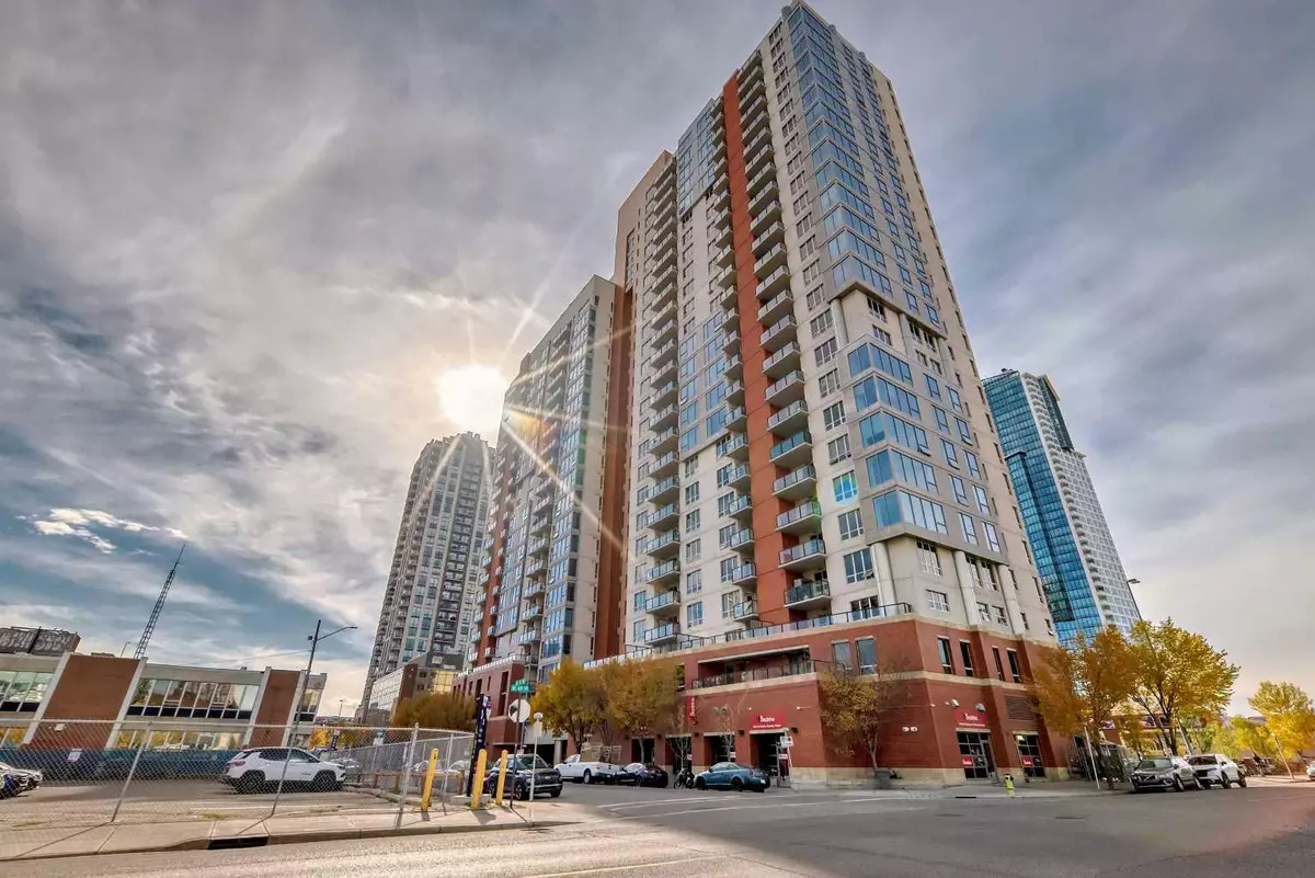 Calgary, AB T2B 1S6,1053 10 ST SW #515