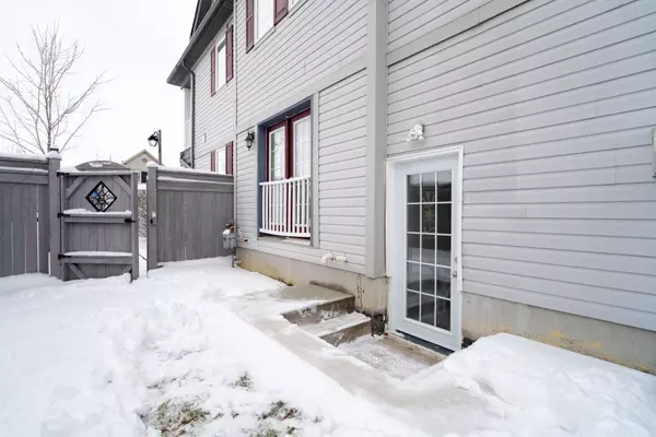 Whitby, ON L1R 0C2,94 Donlevy CRES #Bsmt.