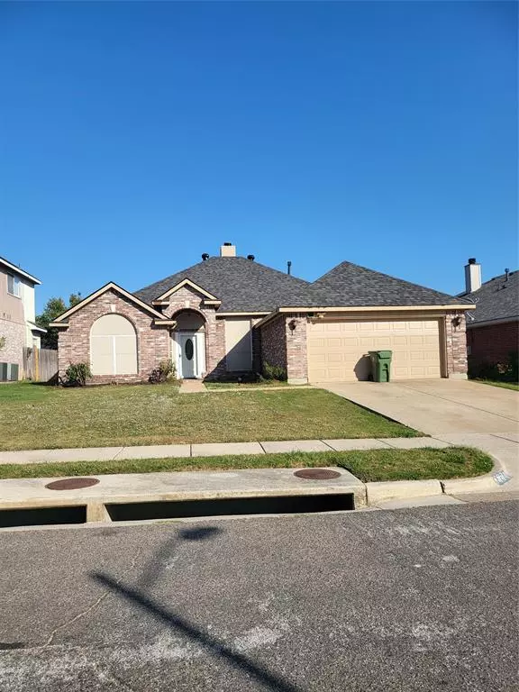 Arlington, TX 76002,7711 Rochester Lane