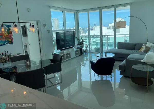 Miami, FL 33131,950 Brickell Bay Dr  #2110