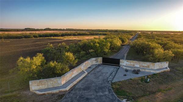 Coleman, TX 76834,10413 US Highway 84