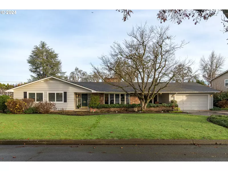 2185 OAKMONT WAY, Eugene, OR 97401