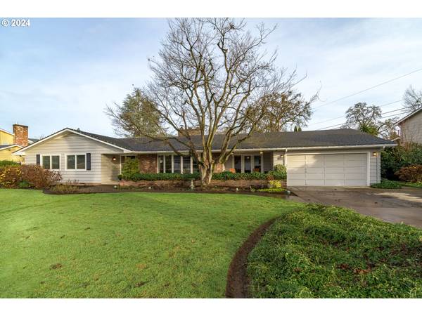 Eugene, OR 97401,2185 OAKMONT WAY