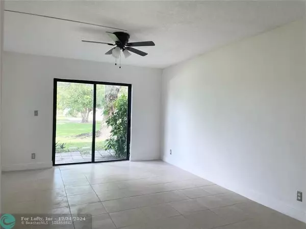 North Lauderdale, FL 33068,7723 Tam Oshanter Blvd  #103