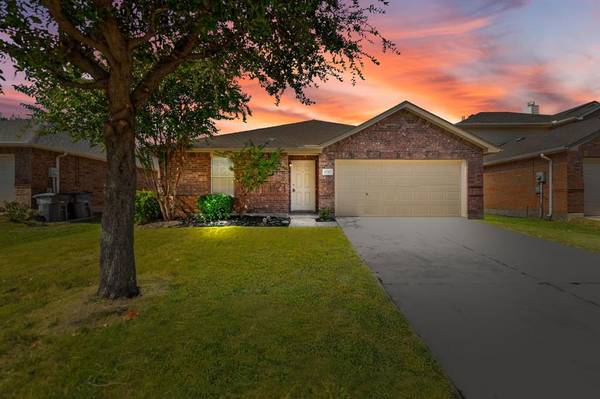 2717 Morning Song Drive,  Little Elm,  TX 75068