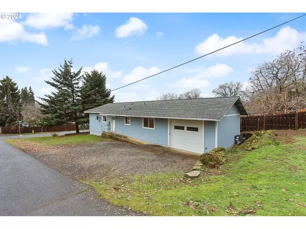 405 N WILLOW ST,  Bingen,  WA 98605