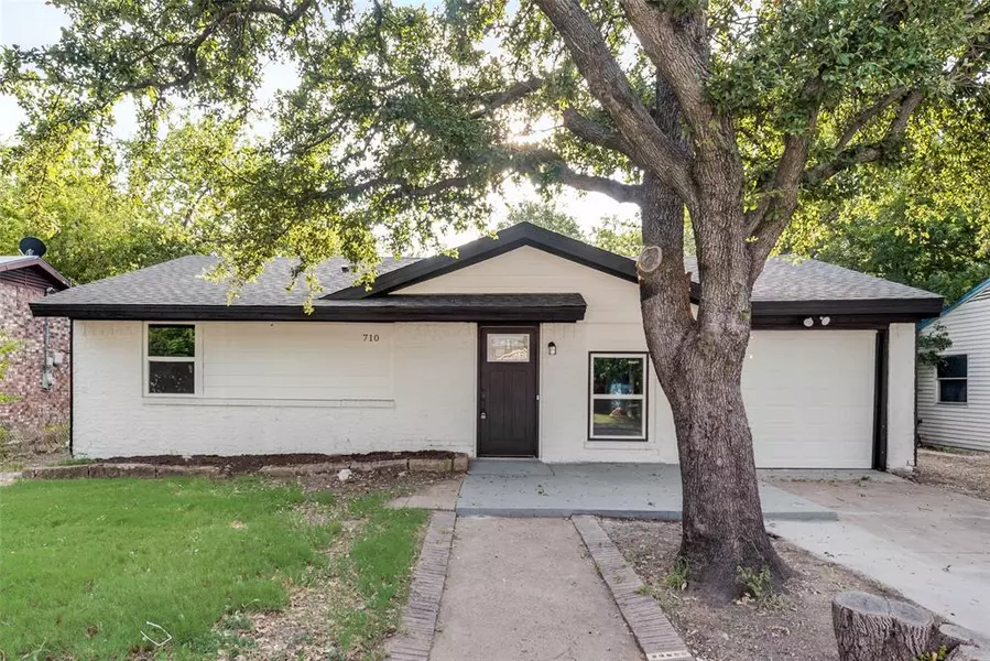 710 Pangburn Street, Grand Prairie, TX 75051