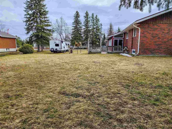 Timiskaming, ON P0J 1H0,37 Tenth AVE