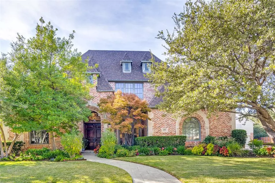 2801 Middle Gate Lane, Plano, TX 75093