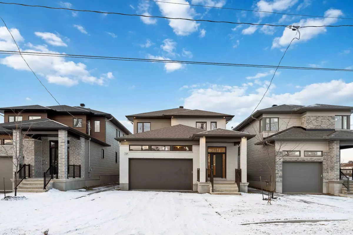 Hunt Club - South Keys And Area, ON K1V 6W1,1359 Kitchener AVE