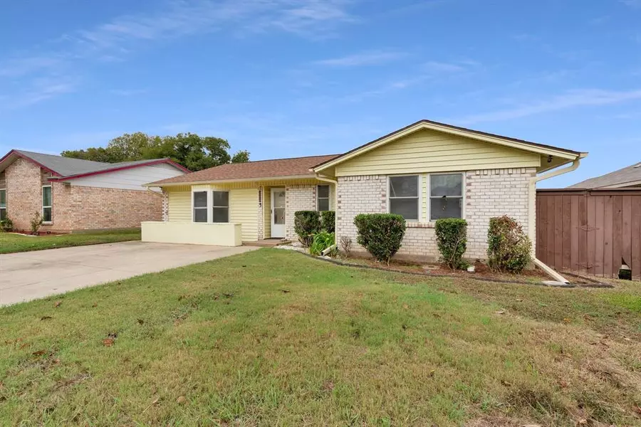 1109 Ridgewood Lane, Hutchins, TX 75141