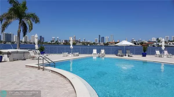 16546 NE 26th Ave  #4H, North Miami Beach, FL 33160